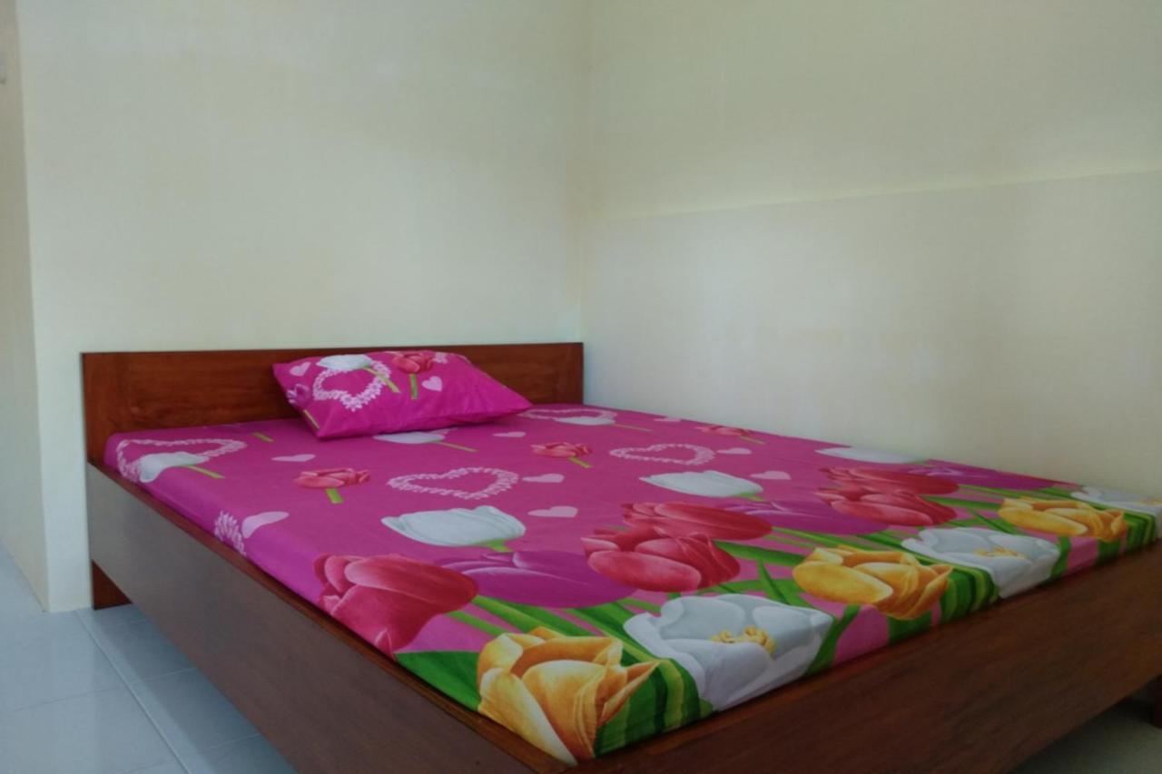 Kelapa Gading Homestay Syariah Redpartner Banyuwangi  Ngoại thất bức ảnh